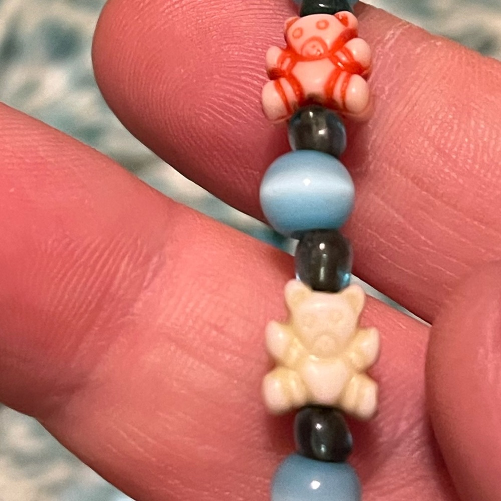 Teddy gummy bear multicolour rainbow beaded necklace